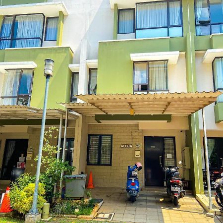 Aloha Guest House - 1 Male Only Tangerang Exterior foto