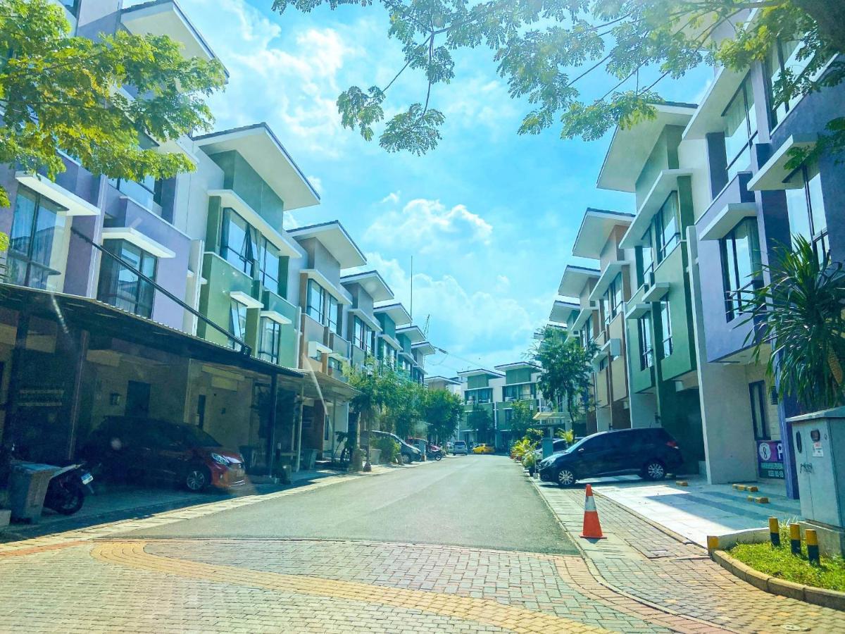 Aloha Guest House - 1 Male Only Tangerang Exterior foto