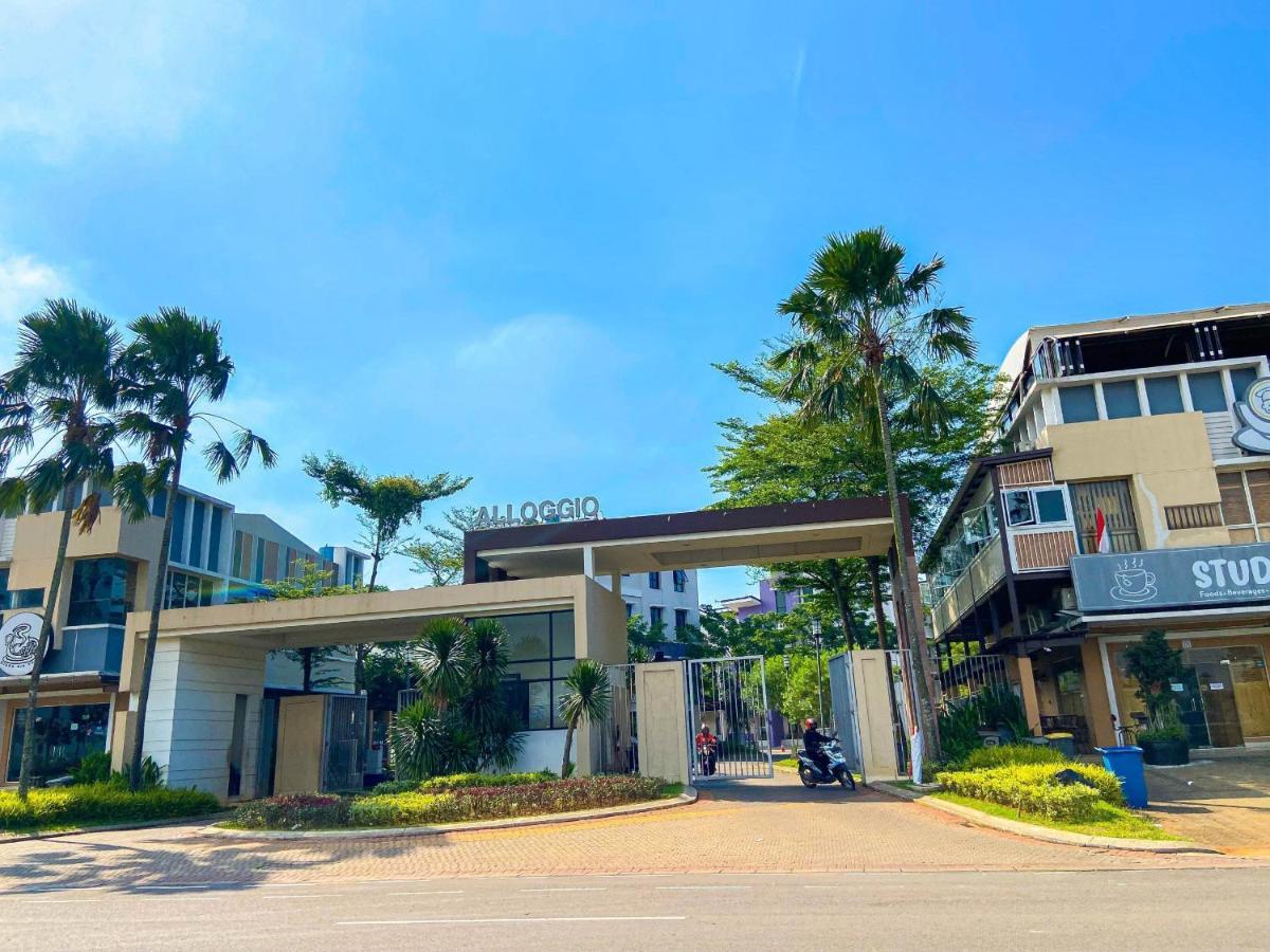 Aloha Guest House - 1 Male Only Tangerang Exterior foto